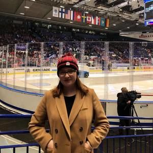 Meet your Posher, Charlotte